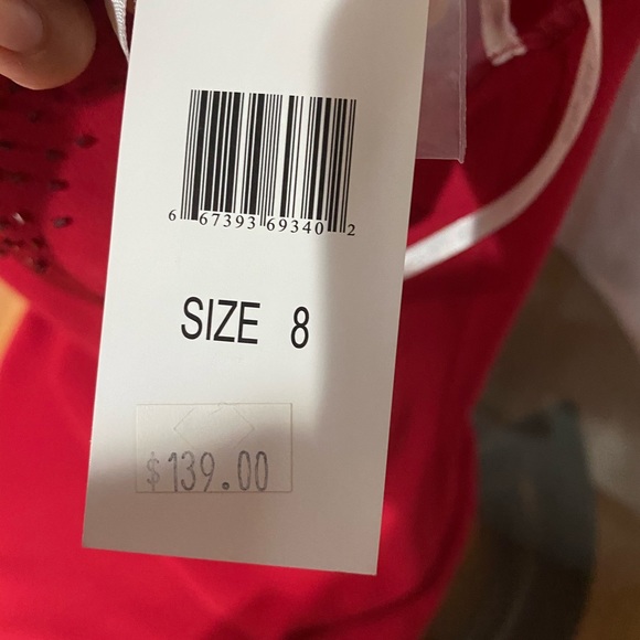 Red asymmetric dress - Picture 2 of 2